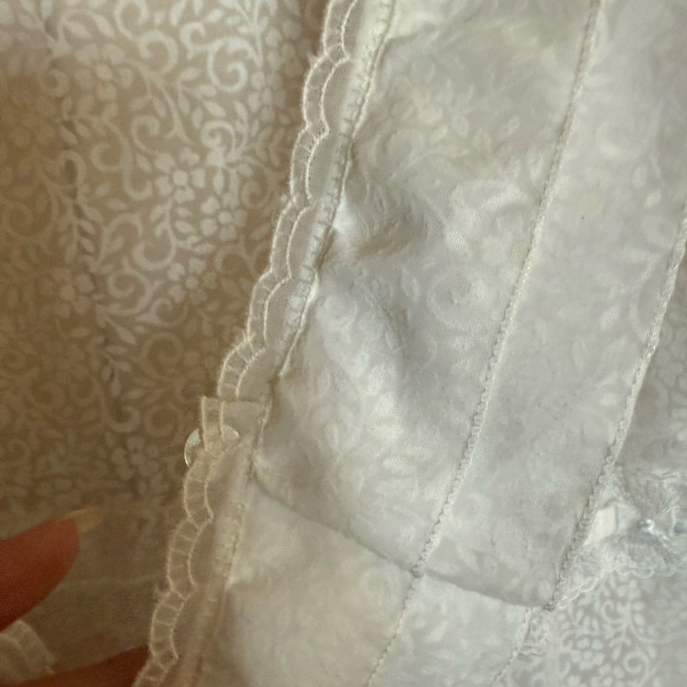 Vintage sleep intimates Coverup Gown Robe Ruffled Jacket - Picture 6 of 10